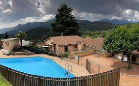 Hostal Alojamiento Con Jardín, Barbacoa, Piscina En Pleno Montseny